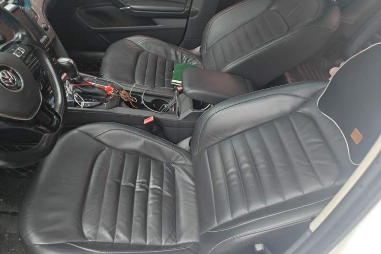 Used Volkswagen Lamando 2018 280TSI DSG Comfort Edition Left Front Seat