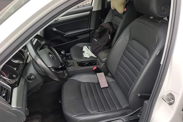 Used Volkswagen Lamando 2018 280TSI Manual Comfort Edition Left Front Seat