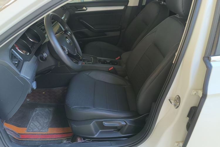 Used Volkswagen Lamando 2018 230TSI DSG Fashion Edition Left Front Seat