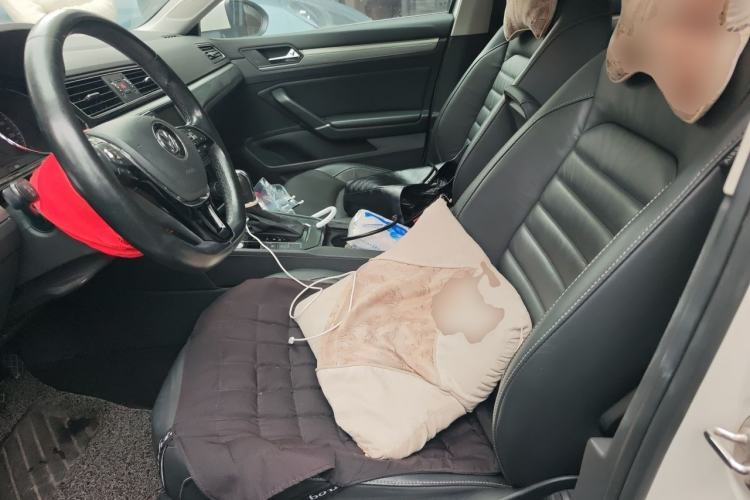 Used Volkswagen Lamando 2018 280TSI DSG Comfort Edition Left Front Seat