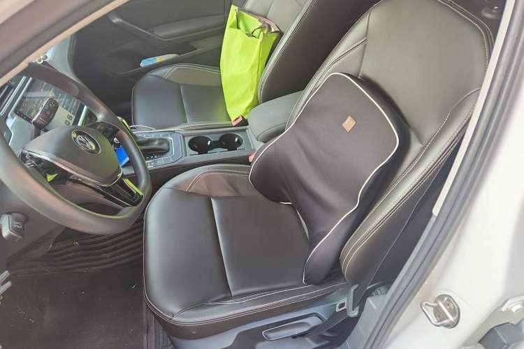 Used Volkswagen Lamando 2018 230TSI DSG Fashion Edition Left Front Seat