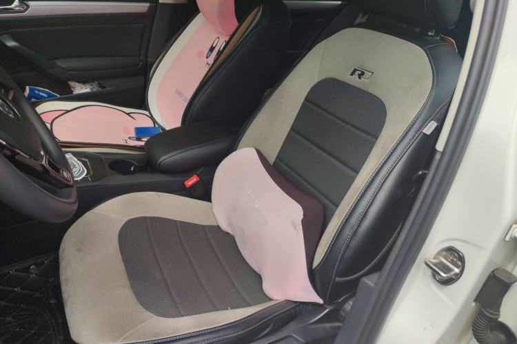 Used Volkswagen Lamando 2018 230TSI DSG Fashion Edition Left Front Seat