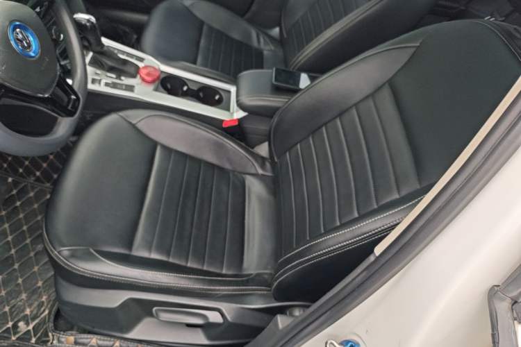 Used Volkswagen Lamando 2018 230TSI DSG Fashion Edition Left Front Seat