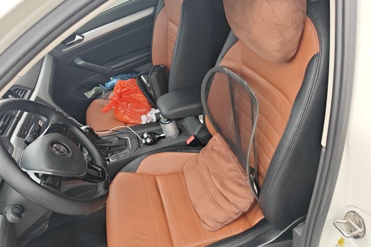 Used Volkswagen Lamando 2018 230TSI DSG Fashion Edition Left Front Seat