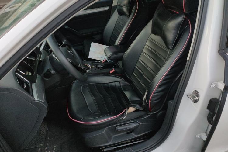 Used Volkswagen Lamando 2018 230TSI DSG Fashion Edition Left Front Seat