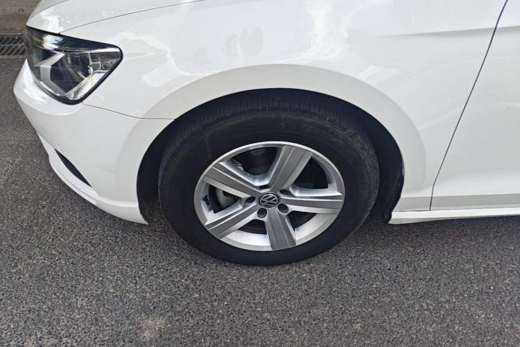 Used Volkswagen Lamando 2018 230TSI DSG Fashion Edition Left Front Wheel Hub