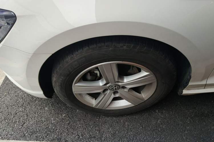 Used Volkswagen Lamando 2018 230TSI DSG Fashion Edition Left Front Wheel Hub