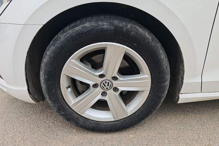 Used Volkswagen Lamando 2018 230TSI DSG Fashion Edition Left Front Wheel Hub