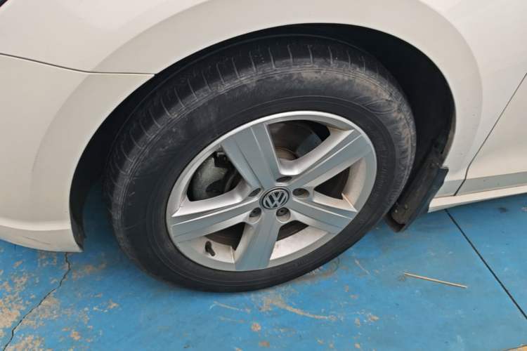 Used Volkswagen Lamando 2018 230TSI DSG Fashion Edition Left Front Wheel Hub