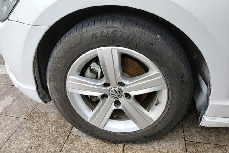 Used Volkswagen Lamando 2018 230TSI DSG Fashion Edition Left Front Wheel Hub
