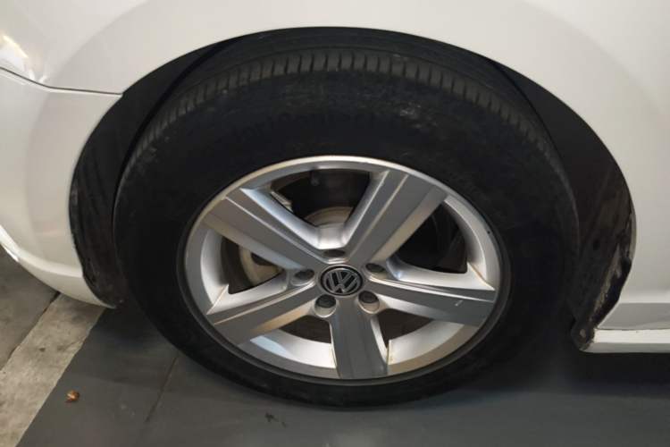 Used Volkswagen Lamando 2018 230TSI DSG Fashion Edition Left Front Wheel Hub