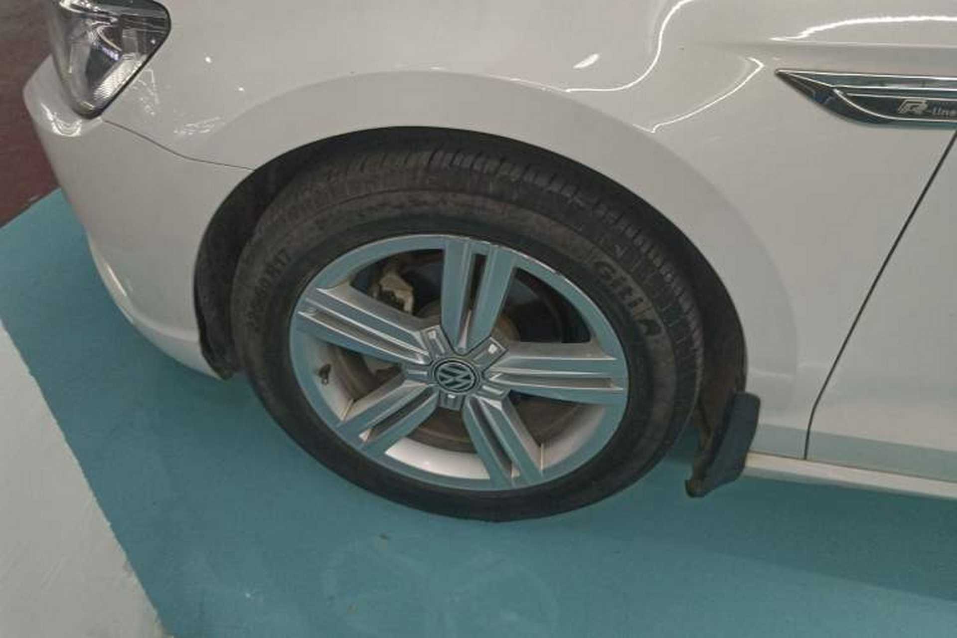 Used Volkswagen Lamando 2018 280TSI DSG Comfort Edition Left Front Wheel Hub
