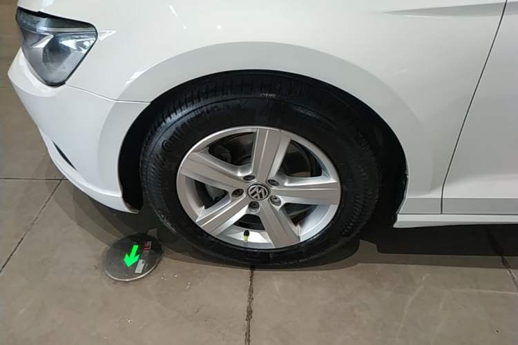 Used Volkswagen Lamando 2018 230TSI DSG Fashion Edition Left Front Wheel Hub