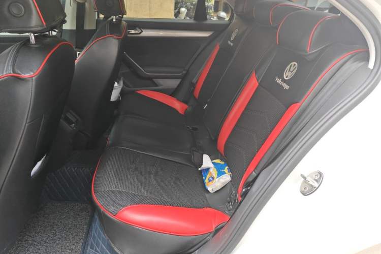 Used Volkswagen Lamando 2018 230TSI DSG Fashion Edition Left Rear Seat