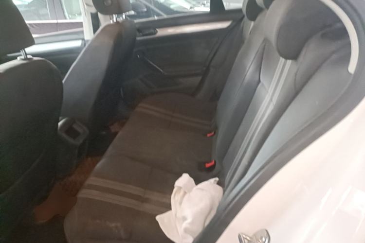 Used Volkswagen Lamando 2018 230TSI DSG Fashion Edition Left Rear Seat