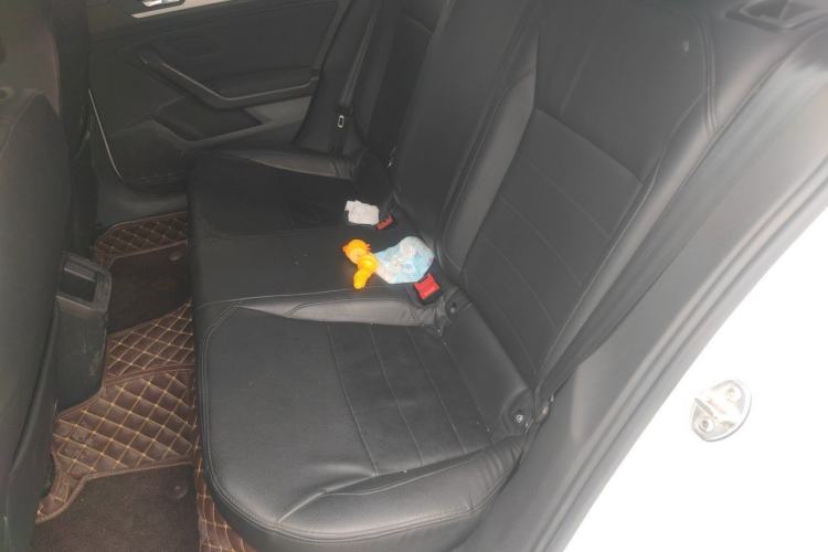 Used Volkswagen Lamando 2018 230TSI DSG Fashion Edition Left Rear Seat
