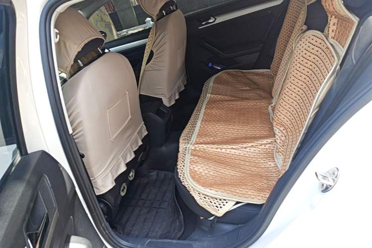 Used Volkswagen Lamando 2018 230TSI DSG Fashion Edition Left Rear Seat