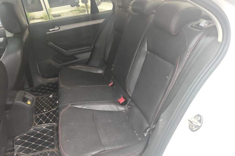 Used Volkswagen Lamando 2018 230TSI DSG Fashion Edition Left Rear Seat
