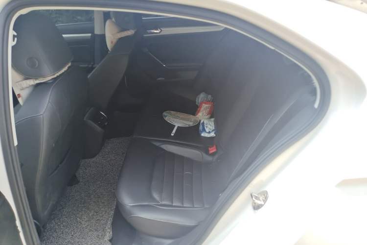 Used Volkswagen Lamando 2018 280TSI DSG Comfort Edition Left Rear Seat