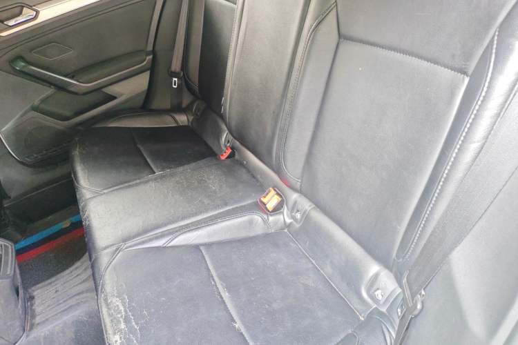 Used Volkswagen Lamando 2018 230TSI DSG Fashion Edition Left Rear Seat