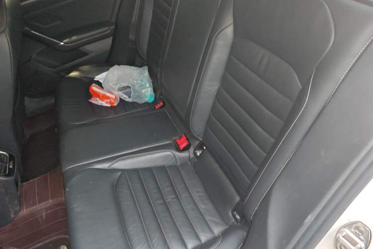 Used Volkswagen Lamando 2018 280TSI DSG Comfort Edition Left Rear Seat