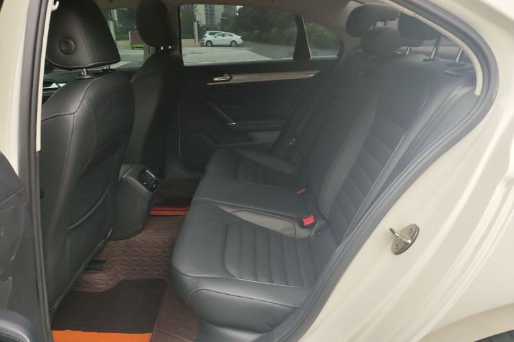 Used Volkswagen Lamando 2018 280TSI DSG Comfort Edition Left Rear Seat