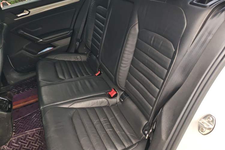 Used Volkswagen Lamando 2018 280TSI DSG Comfort Edition Left Rear Seat