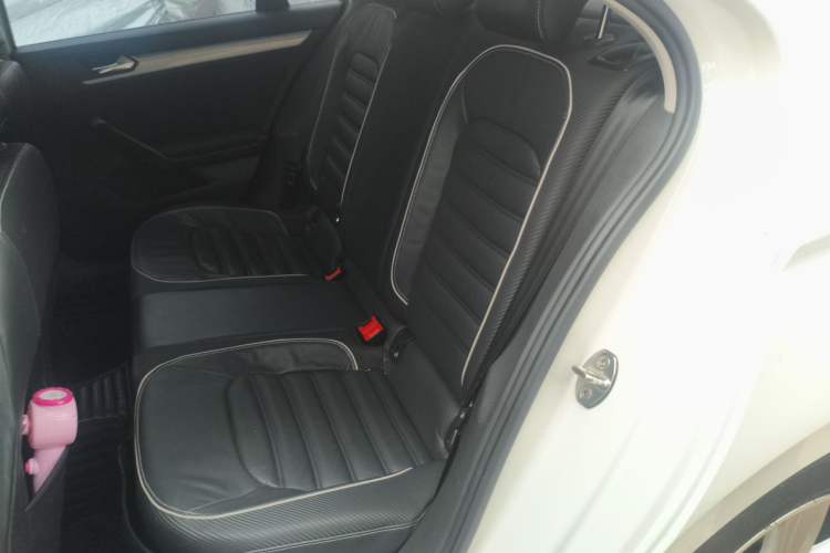 Used Volkswagen Lamando 2018 230TSI DSG Fashion Edition Left Rear Seat