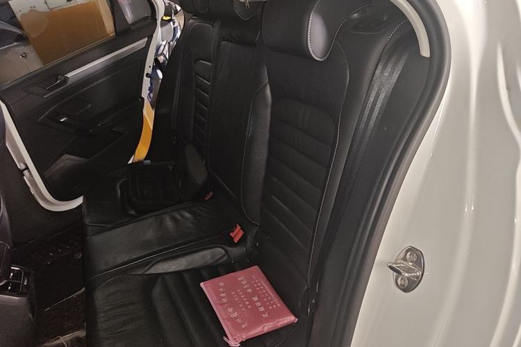 Used Volkswagen Lamando 2018 280TSI DSG Comfort Edition Left Rear Seat