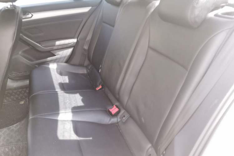 Used Volkswagen Lamando 2018 230TSI DSG Fashion Edition Left Rear Seat