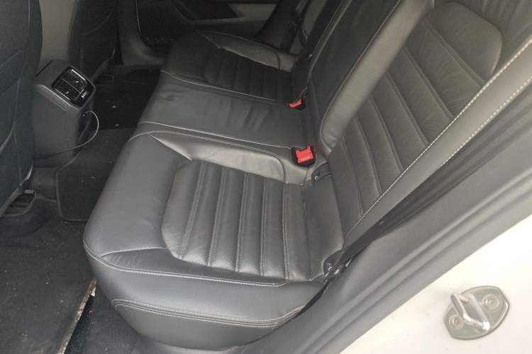 Used Volkswagen Lamando 2018 280TSI DSG Luxury Edition Left Rear Seat