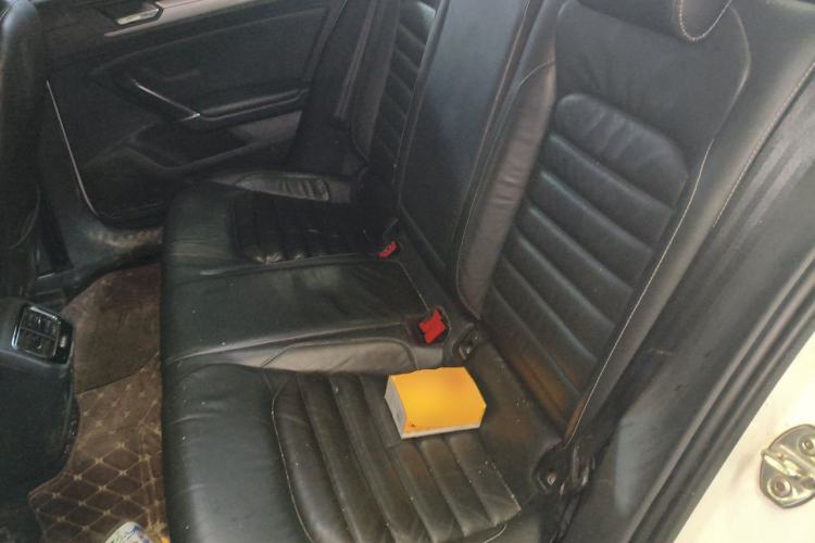 Used Volkswagen Lamando 2018 280TSI DSG Comfort Edition Left Rear Seat