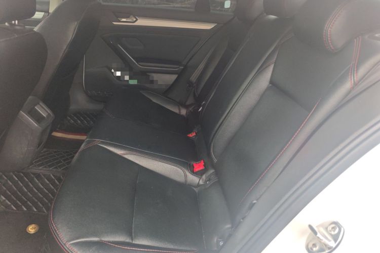 Used Volkswagen Lamando 2018 230TSI DSG Fashion Edition Left Rear Seat