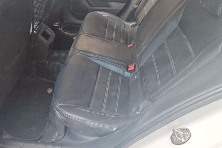 Used Volkswagen Lamando 2018 230TSI DSG Fashion Edition Left Rear Seat
