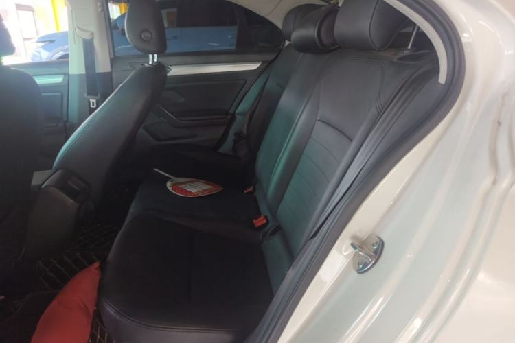 Used Volkswagen Lamando 2018 230TSI DSG Fashion Edition Left Rear Seat