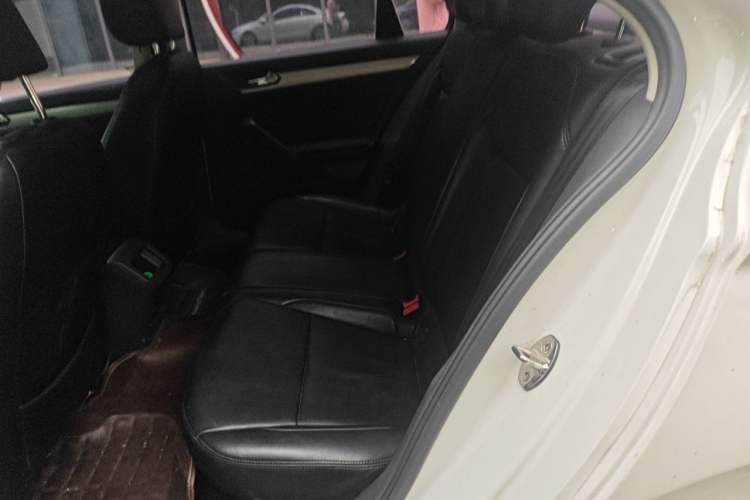 Used Volkswagen Lamando 2018 230TSI DSG Fashion Edition Left Rear Seat