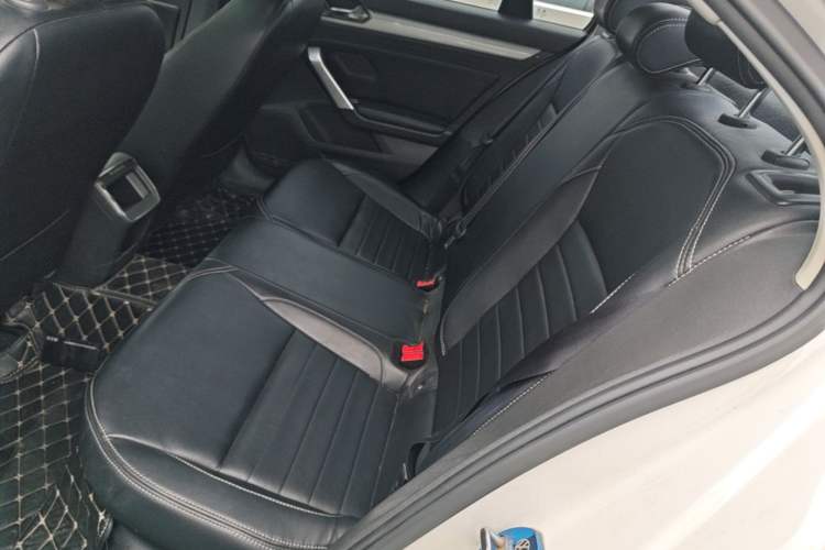 Used Volkswagen Lamando 2018 230TSI DSG Fashion Edition Left Rear Seat