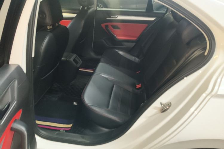 Used Volkswagen Lamando 2018 230TSI DSG Fashion Edition Left Rear Seat