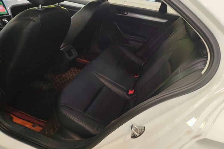 Used Volkswagen Lamando 2018 230TSI DSG Fashion Edition Left Rear Seat