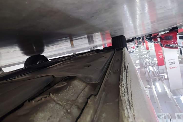 Used Volkswagen Lamando 2018 230TSI DSG Fashion Edition Left Side Sill