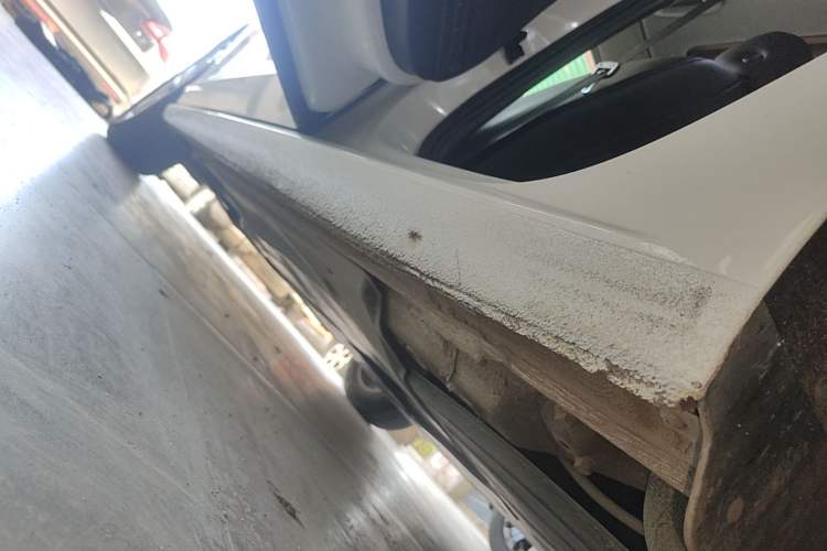 Used Volkswagen Lamando 2018 230TSI DSG Fashion Edition Left Side Sill