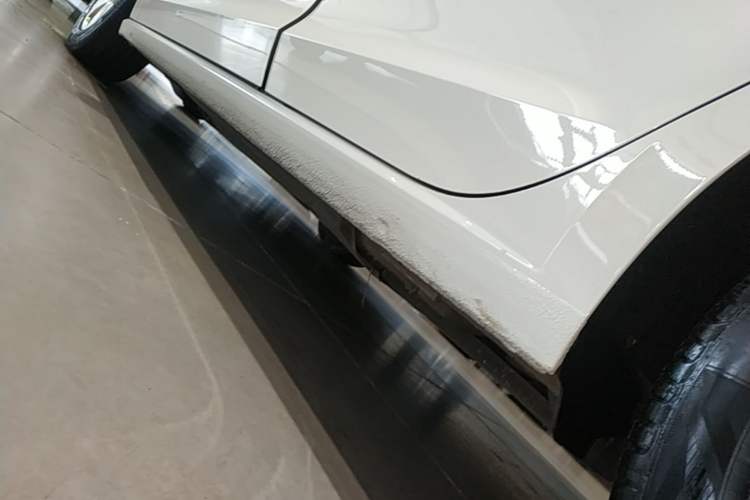 Used Volkswagen Lamando 2018 230TSI DSG Fashion Edition Left Side Sill