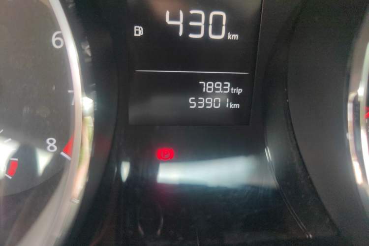 Used Volkswagen Lamando 2018 230TSI DSG Fashion Edition Odometer Close Up