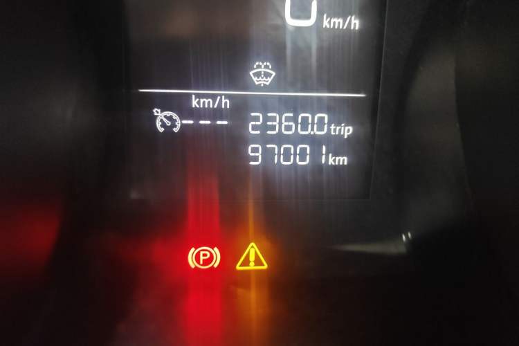 Used Volkswagen Lamando 2018 230TSI DSG Fashion Edition Odometer Close Up