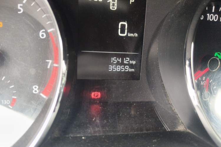 Used Volkswagen Lamando 2018 230TSI DSG Fashion Edition Odometer Close Up
