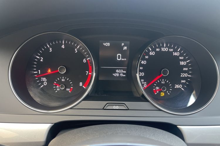 Used Volkswagen Lamando 2018 230TSI DSG Fashion Edition Odometer Close Up
