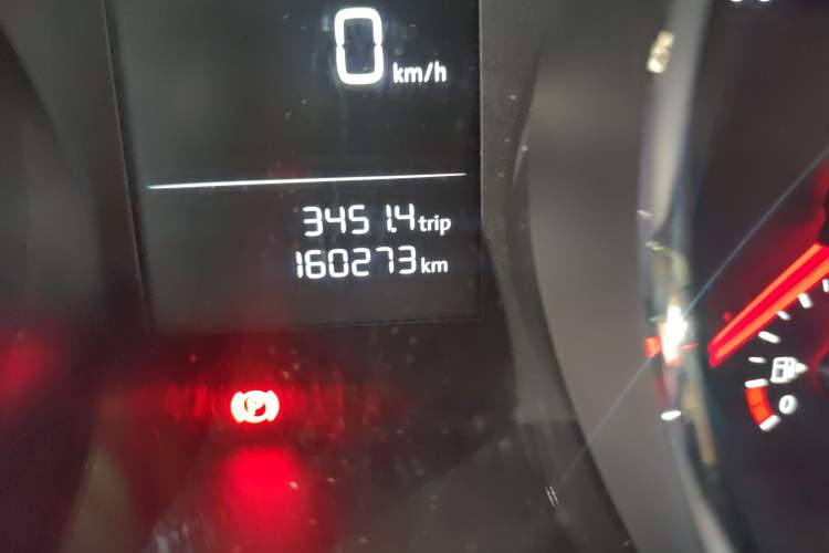 Used Volkswagen Lamando 2018 230TSI DSG Fashion Edition Odometer Close Up