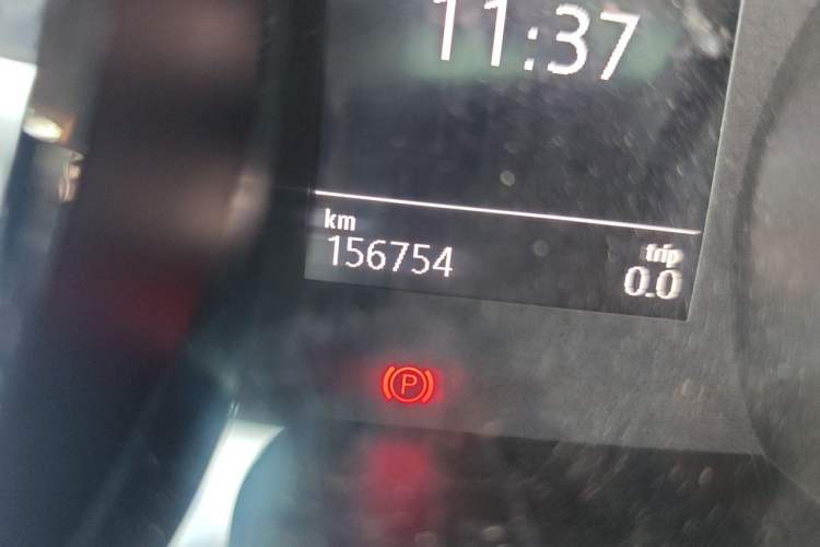 Used Volkswagen Lamando 2018 280TSI DSG Comfort Edition Odometer Close Up