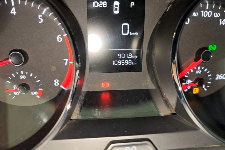 Used Volkswagen Lamando 2018 230TSI DSG Fashion Edition Odometer Close Up