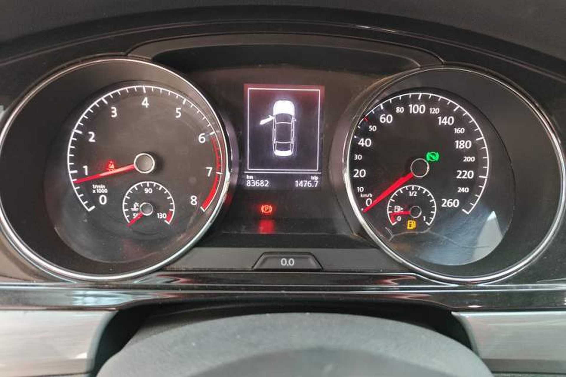 Used Volkswagen Lamando 2018 280TSI DSG Comfort Edition Odometer Close Up